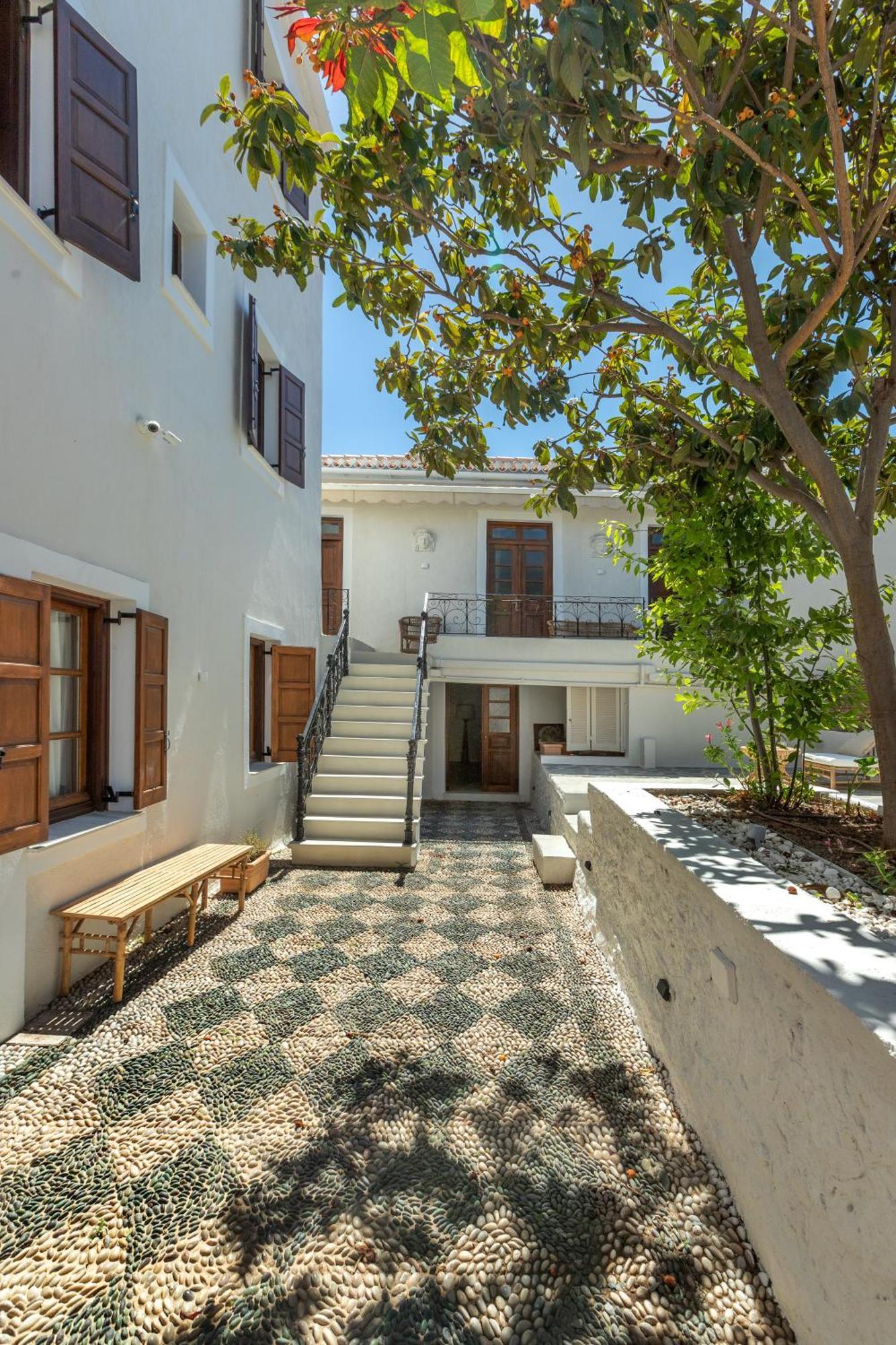 Hotel Teresa Spetses Exterior foto